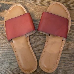 Universal thread size 6 sandals